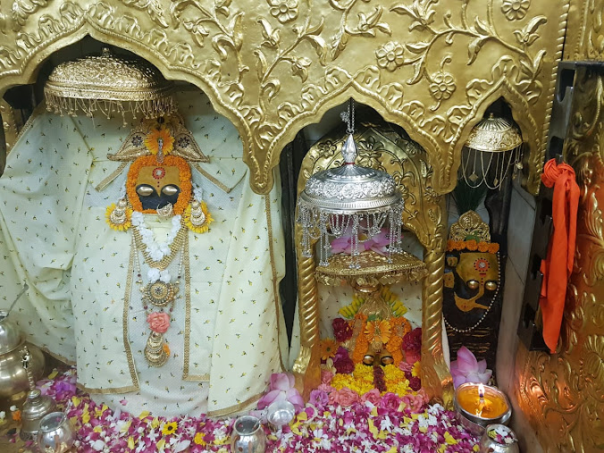 Naina Devi temple, photo 4 of 8