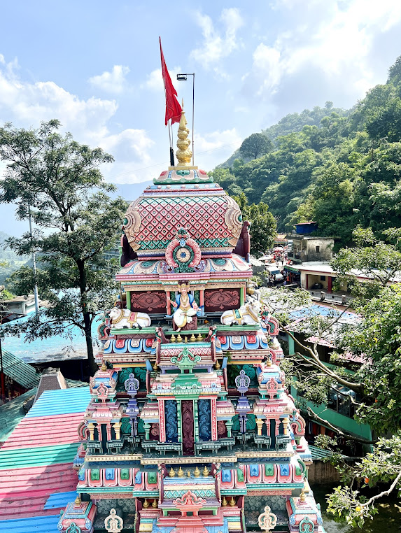 Mahadev Mandir, photo 1 of 9