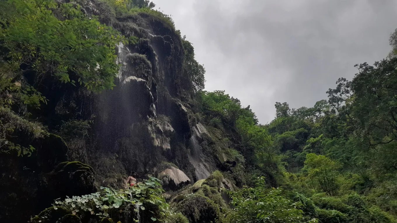 Patna Waterfall, photo 3 of 7