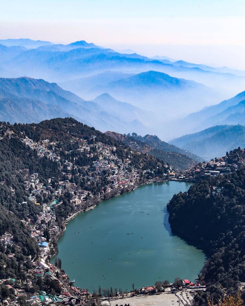 Nainital Lake, photo 1 of 10