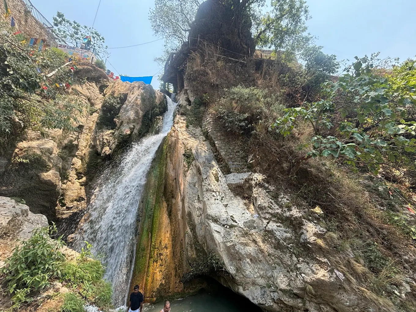 Bhatta falls, photo 1 of 11