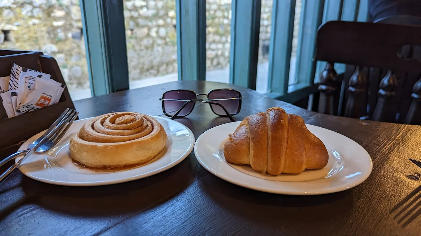 Landour Bakehouse, photo 4 of 8