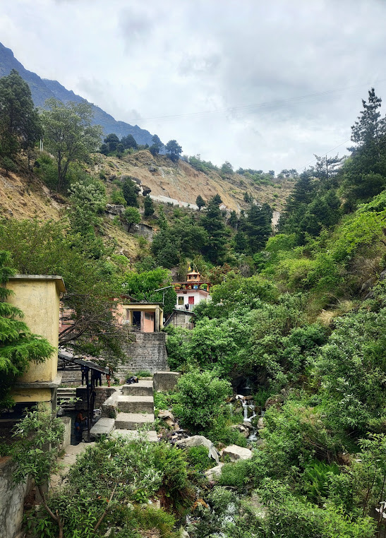 Gori Kund Hot Spring Venue Tapovan, photo 3 of 9