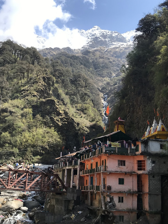 Yamunotri, photo 1 of 10