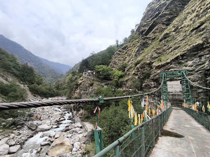 Kalpeshwar Waterfall, photo 3 of 9