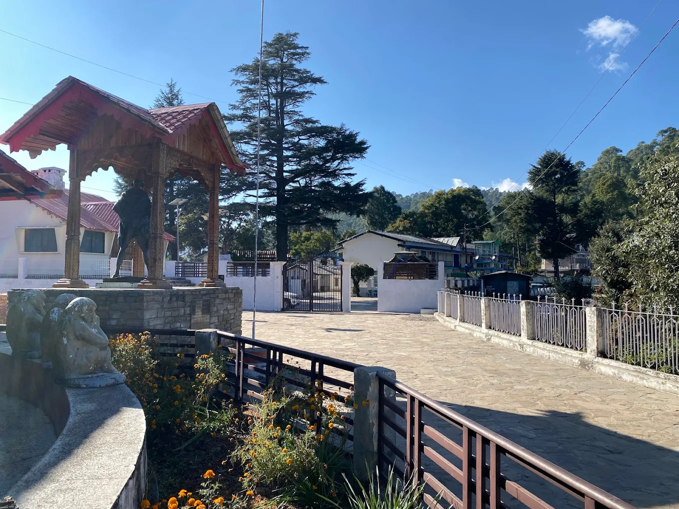 Anasakti Ashram, photo 1 of 10