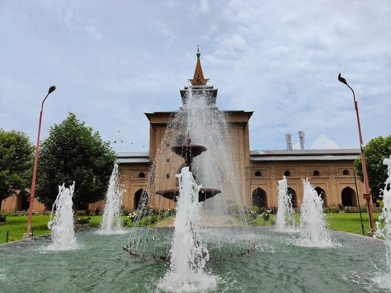 Jamia Masjid Srinagar, photo 2 of 12