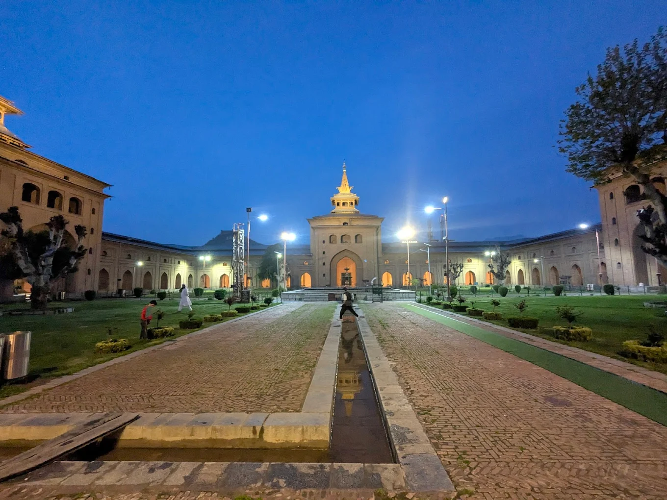 Jamia Masjid Srinagar, photo 4 of 12