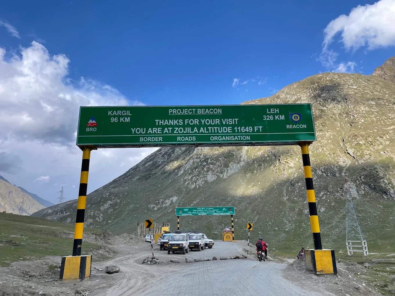 Zoji La Pass or Zojila Pass (Zero Point), photo 1 of 8
