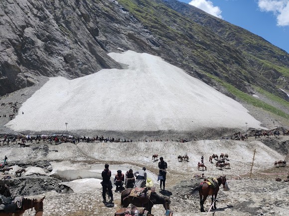 Baltal Base Camp, photo 2 of 8