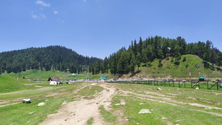 SONMARG CAMPING GROUND, photo 3 of 6