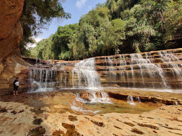 NohKaLikai Falls, photo 1 of 10