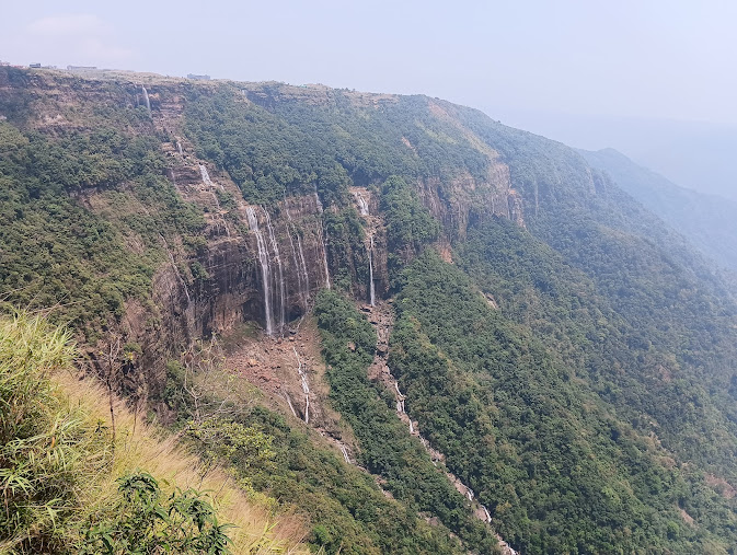 Seven Sisters Waterfall, photo 1 of 9