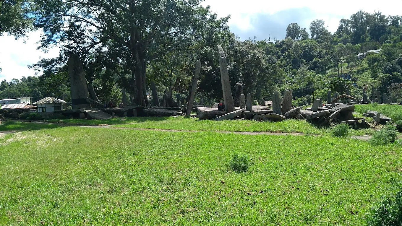 Nartiang Monoliths, photo 4 of 8
