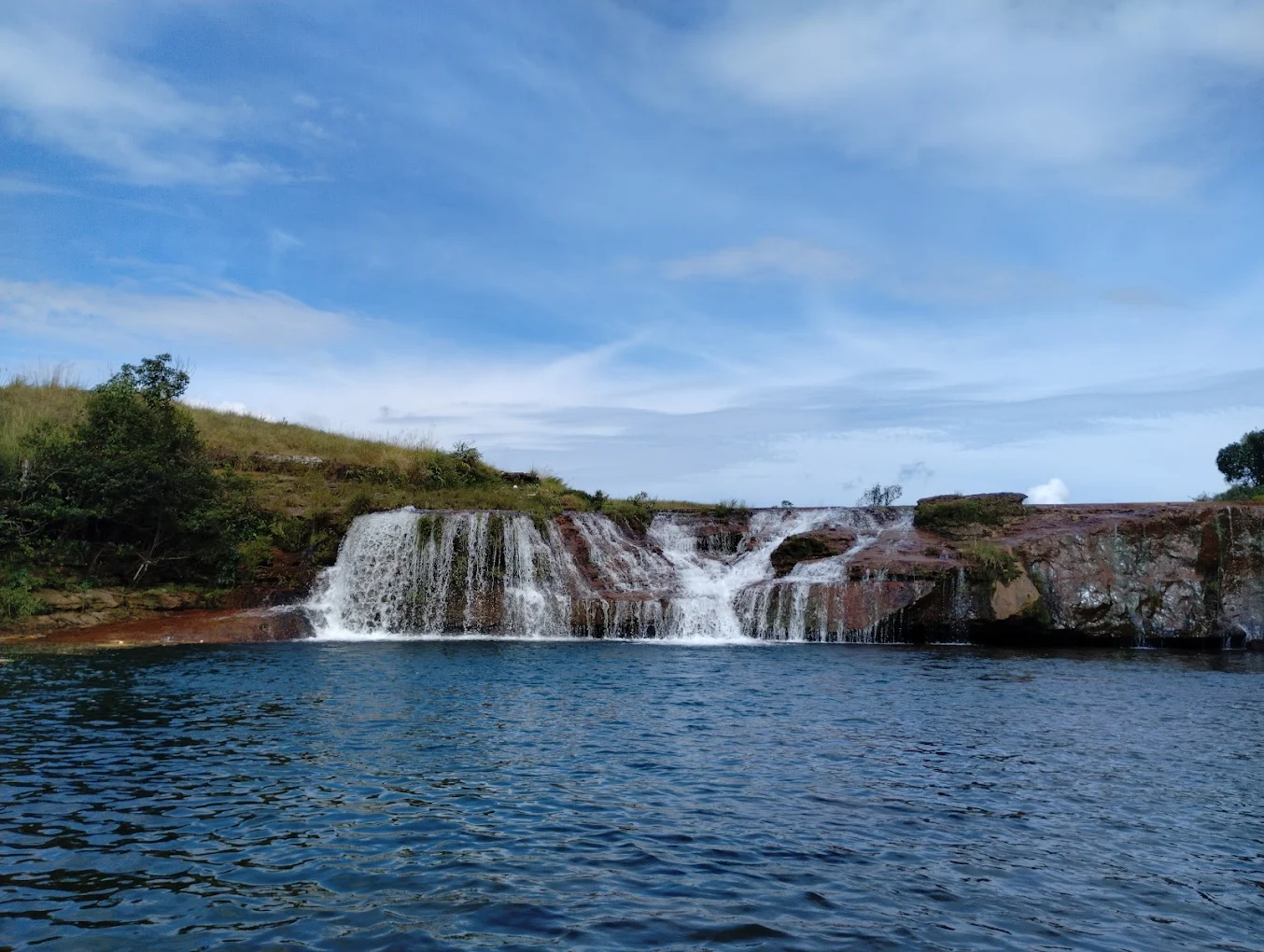 Thlu Amwi Falls, photo 1 of 10