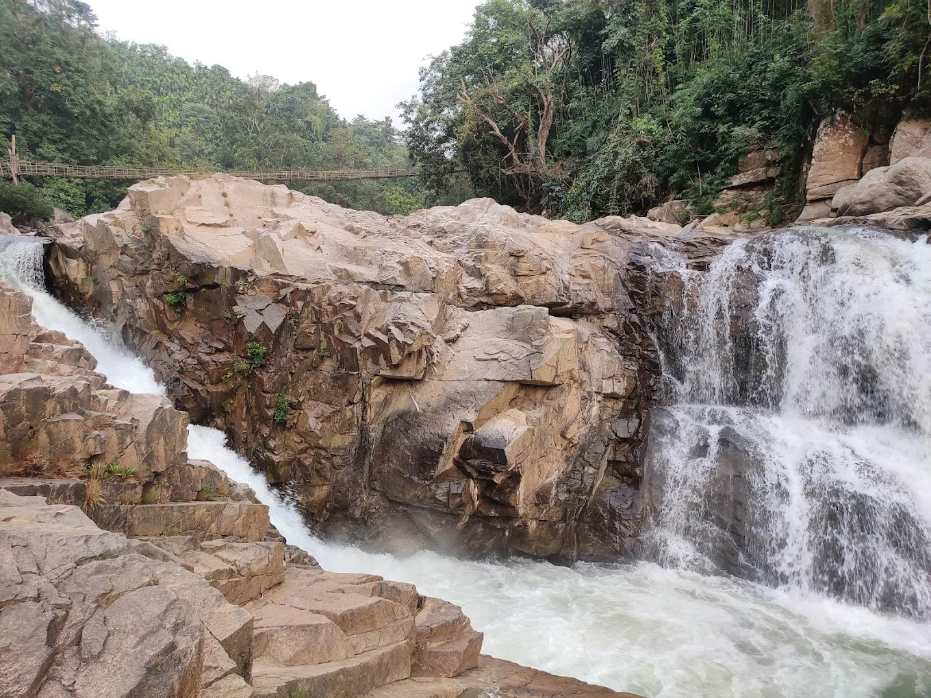 Pelga Waterfalls, photo 3 of 7