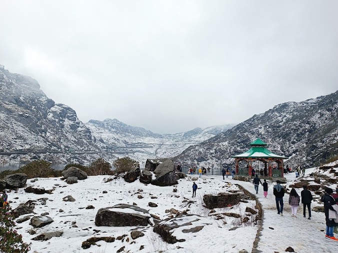 Tsongmo Lake, photo 3 of 8