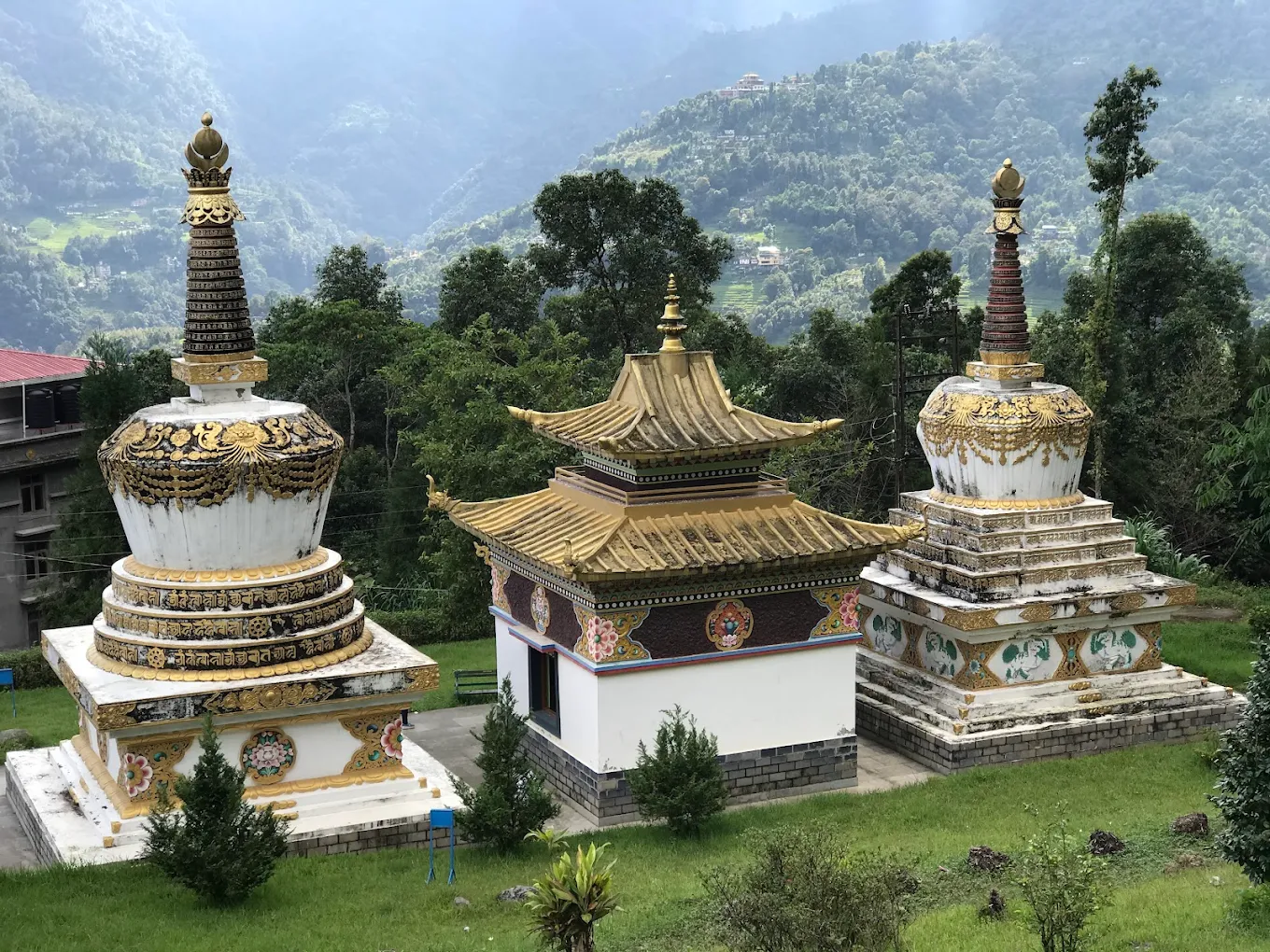 Pal Karma Zurmang Shedup Chokhor Ling Lingdum Monastery (Ranka Monastery), photo 3 of 10