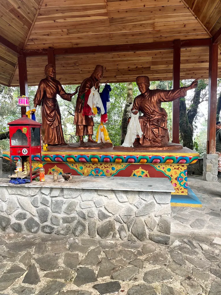 Kabi Lungchok, photo 1 of 9