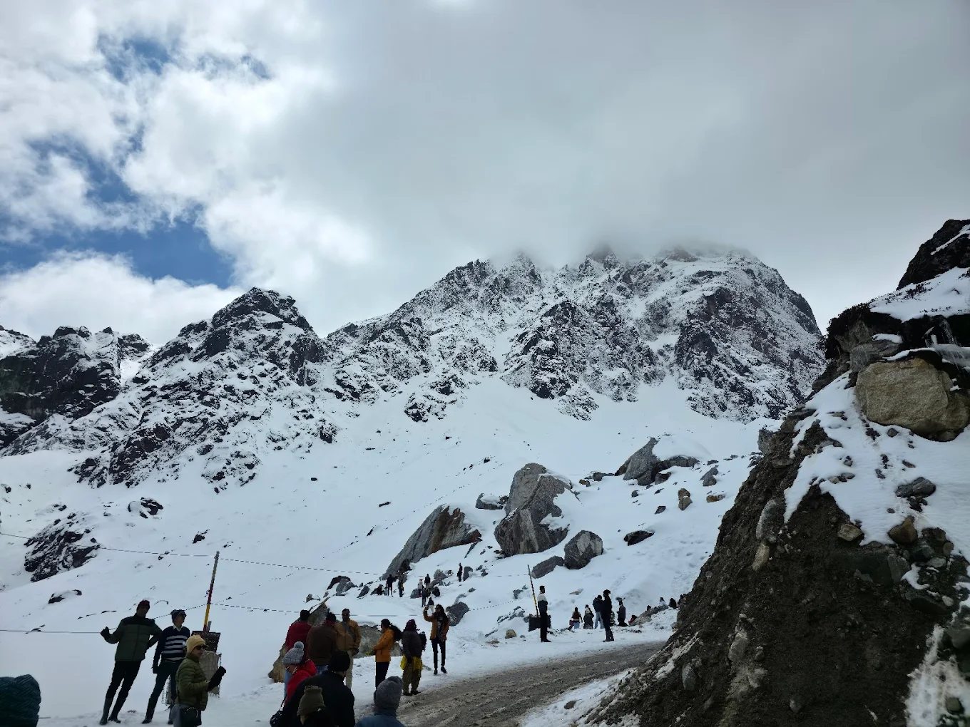 Kala Patthar, Sikkim ᤔᤠᤁ ᤗᤢᤱ, photo 1 of 9