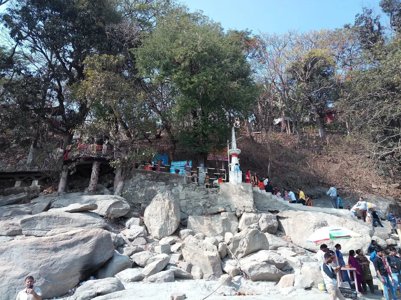 Umananda Temple, photo 4 of 9