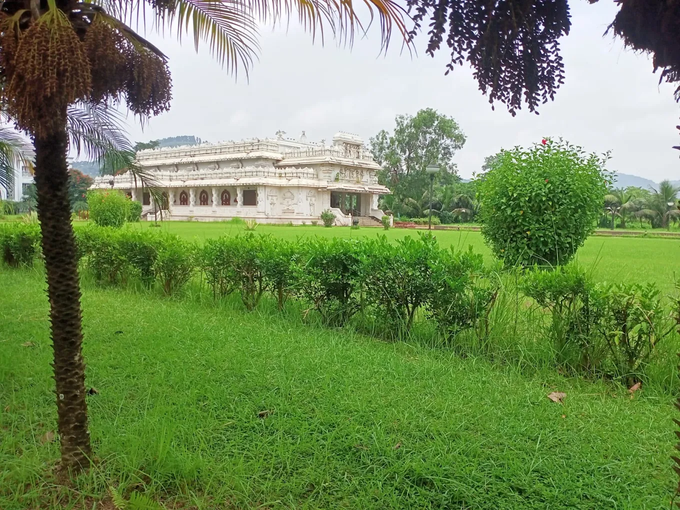 Purva Tirupati Sri Balaji Temple, photo 2 of 9