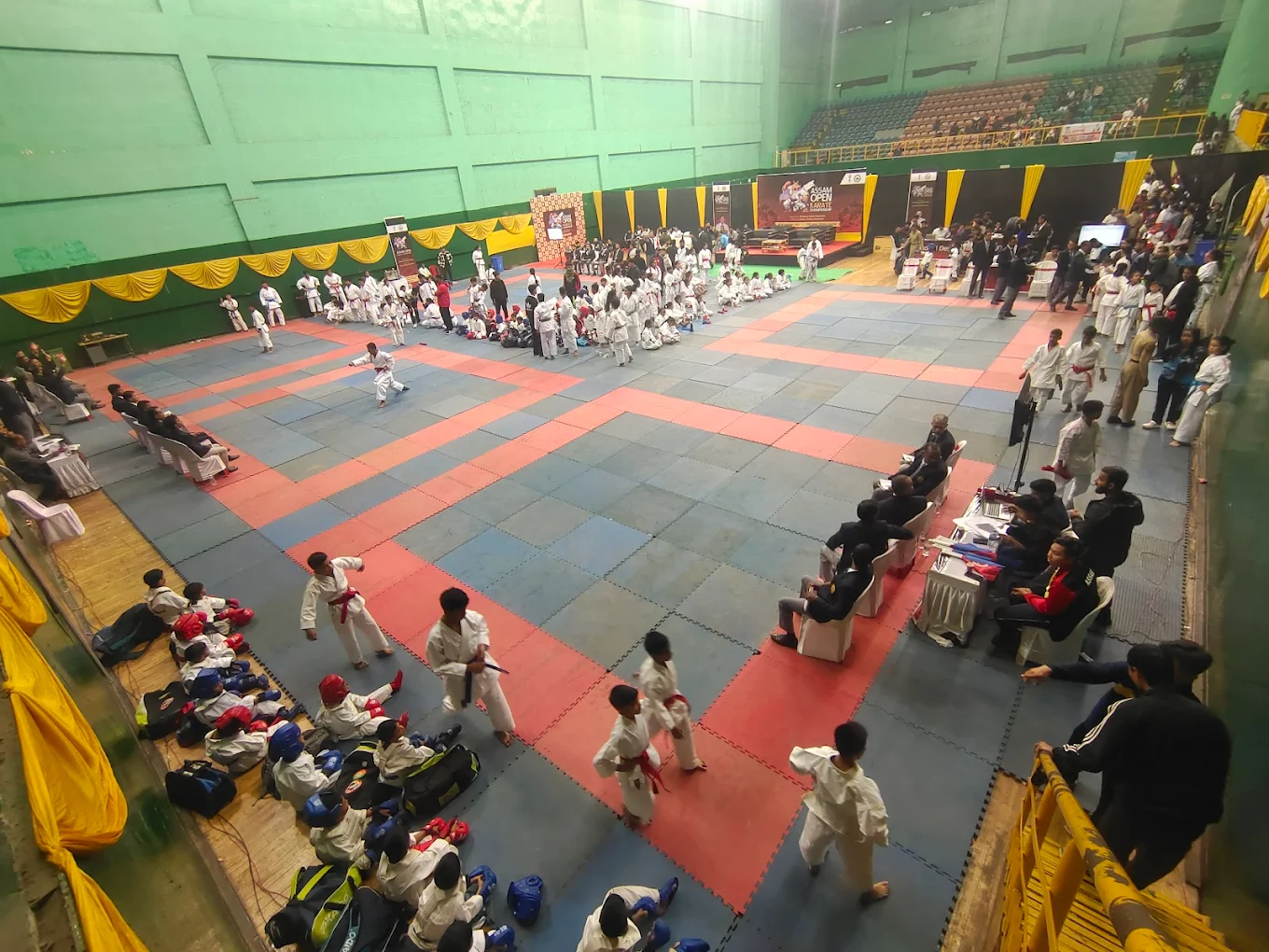Nehru Stadium, photo 1 of 10