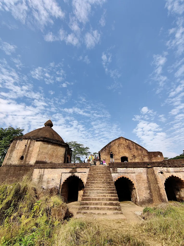 Talatal Ghar, photo 1 of 28