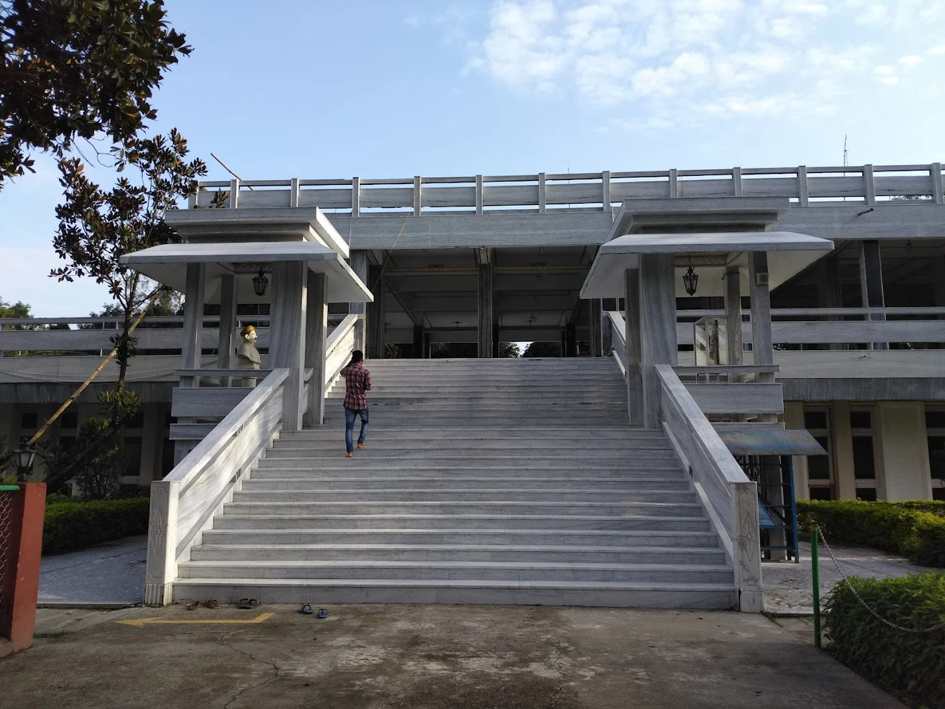 Radha Krishna Mandir, photo 1 of 11