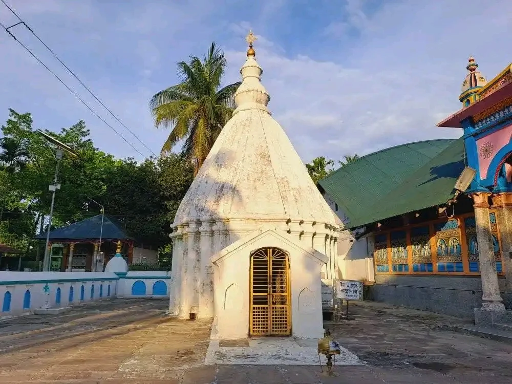 Barpeta Satra Kirtanghar, photo 4 of 10