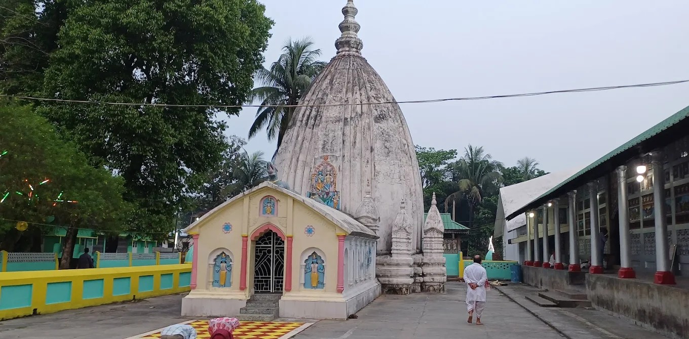 Sundaridia Satra Kirtanghar, photo 2 of 5