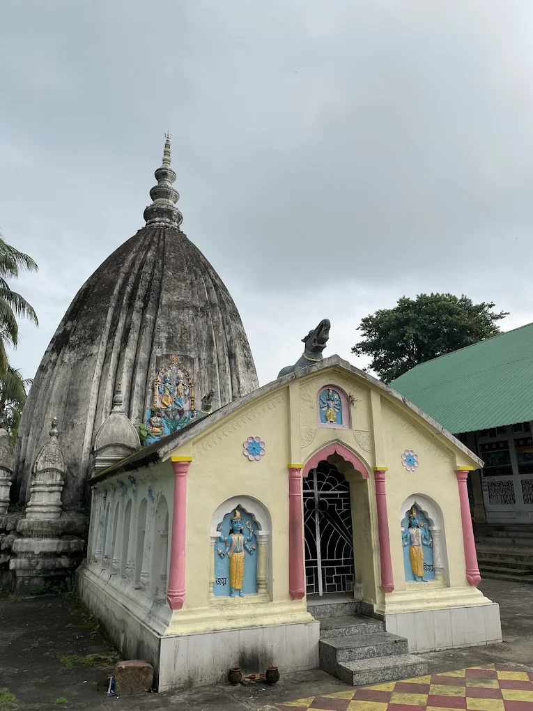 Sundaridia Satra Kirtanghar, photo 3 of 5