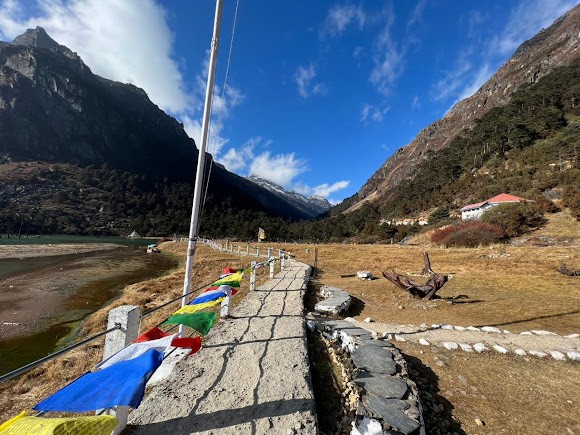 Sangestar Tso Lake - Tawang District, Arunachal Pradesh, India, photo 2 of 8
