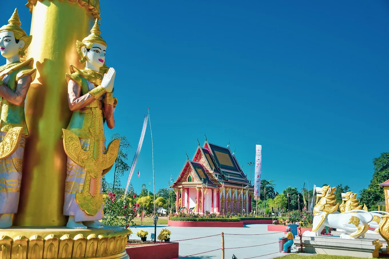 GOLDEN PAGODA, photo 1 of 9