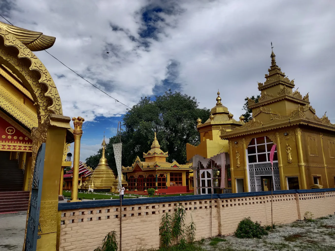 Chongkham Raj Vihar, photo 1 of 6