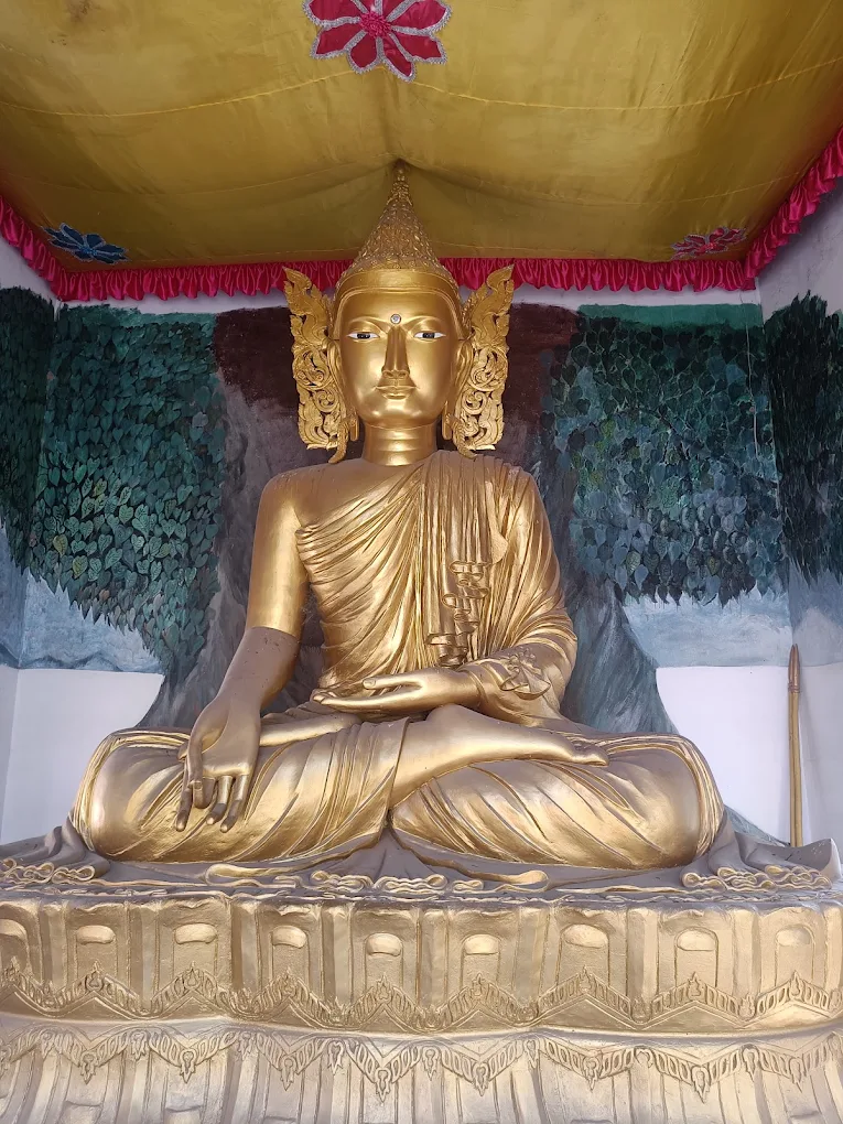 Chongkham Raj Vihar, photo 3 of 6