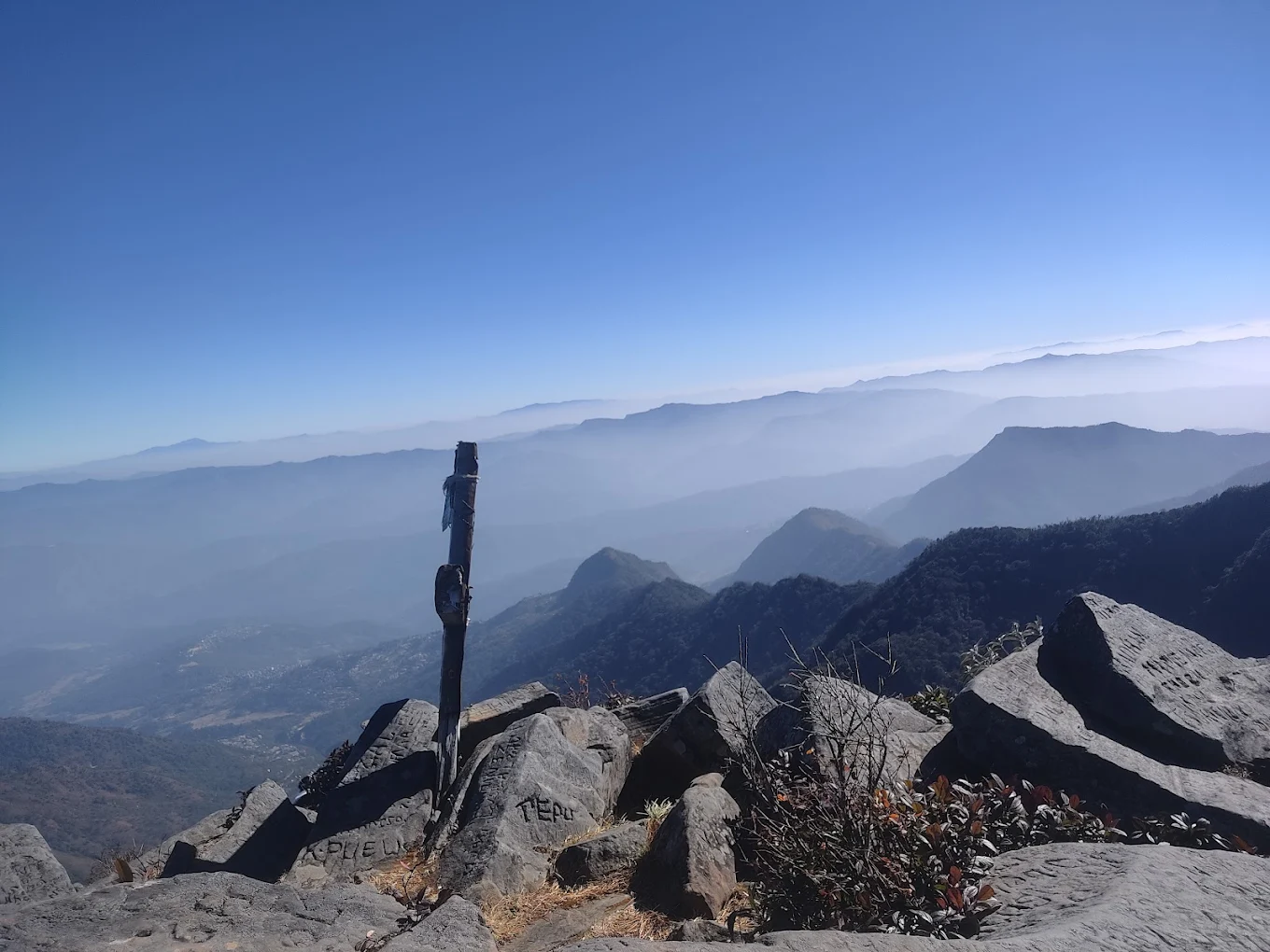 Japfü Peak, photo 2 of 9