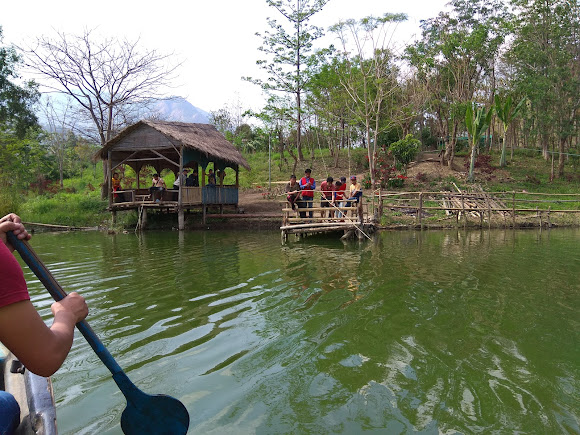 Shilloi Lake, photo 4 of 8
