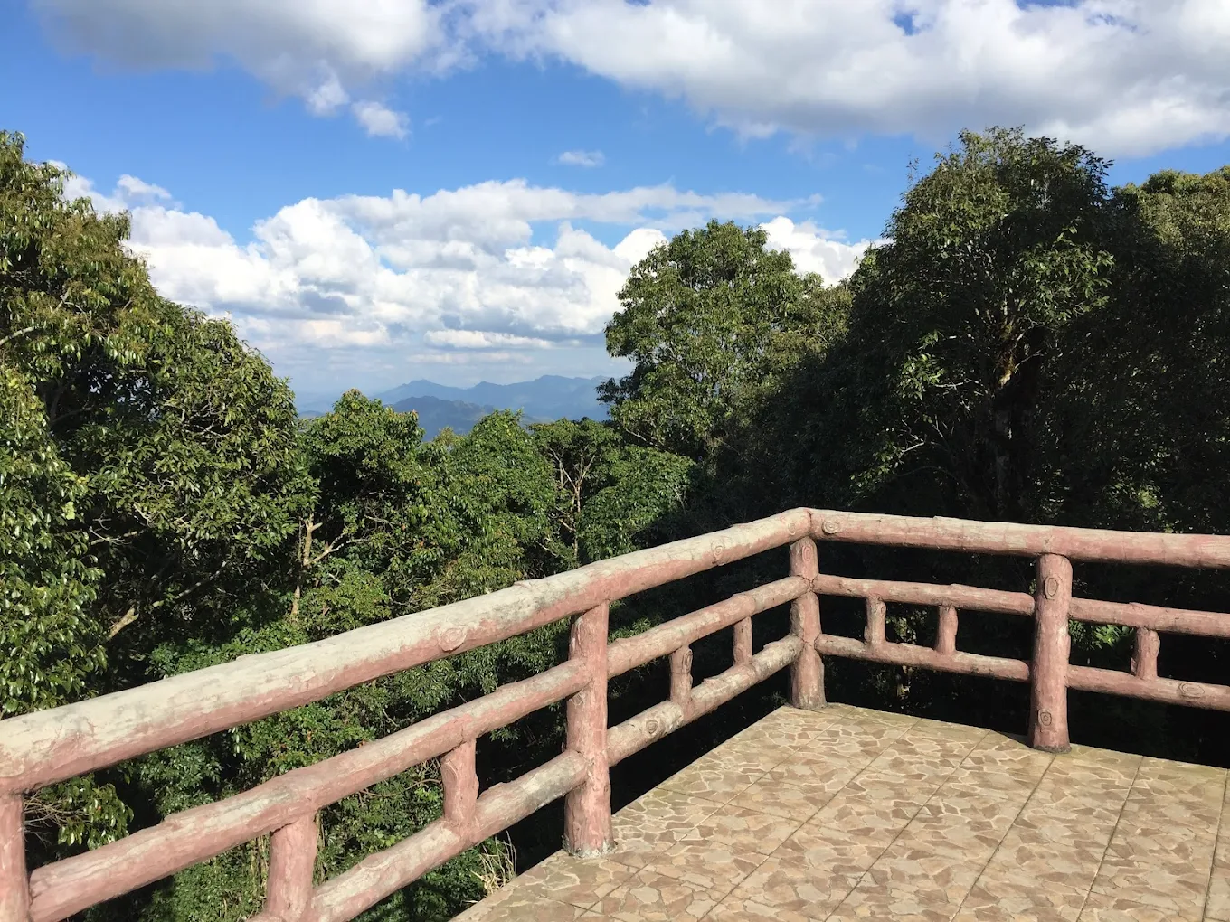 Hmuifang Tourist Resort, photo 1 of 9