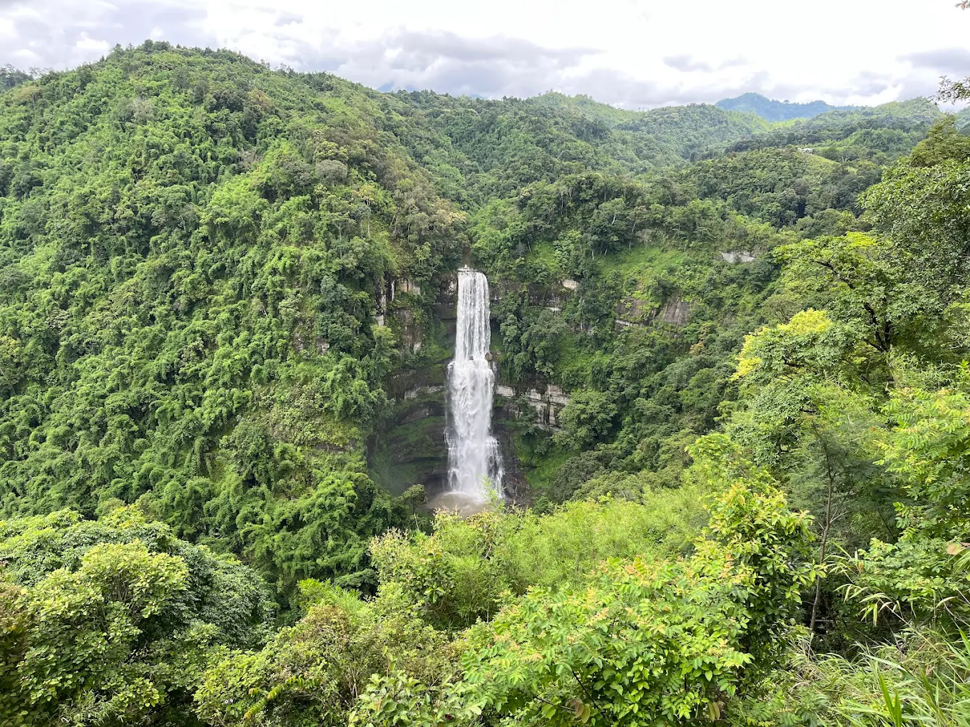 Vantawng Falls, photo 1 of 6