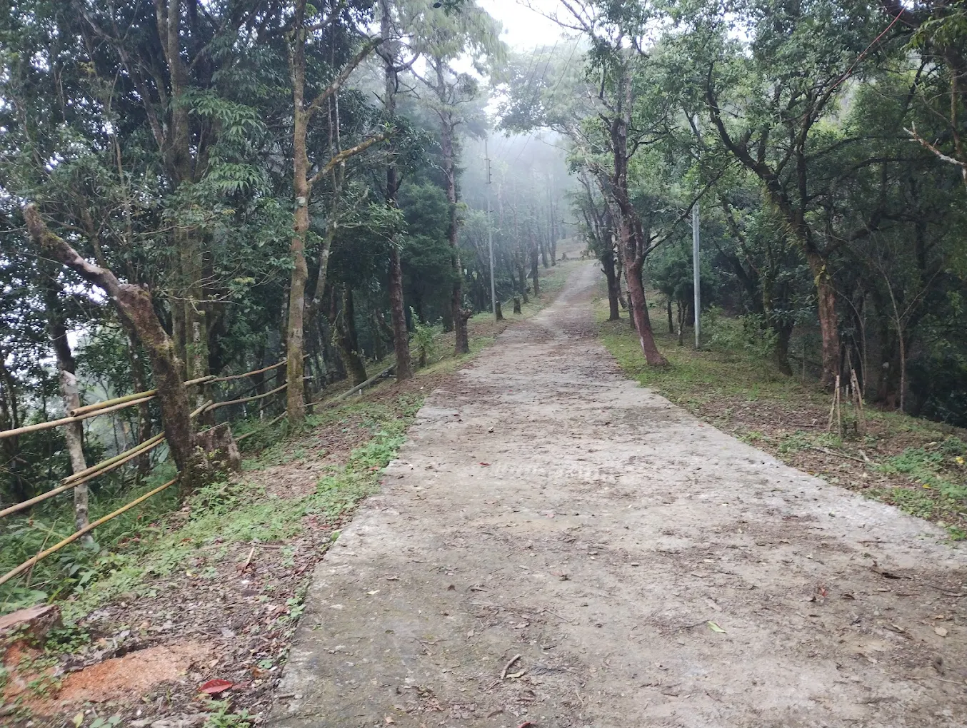 Theiriat Tlâng, photo 1 of 6