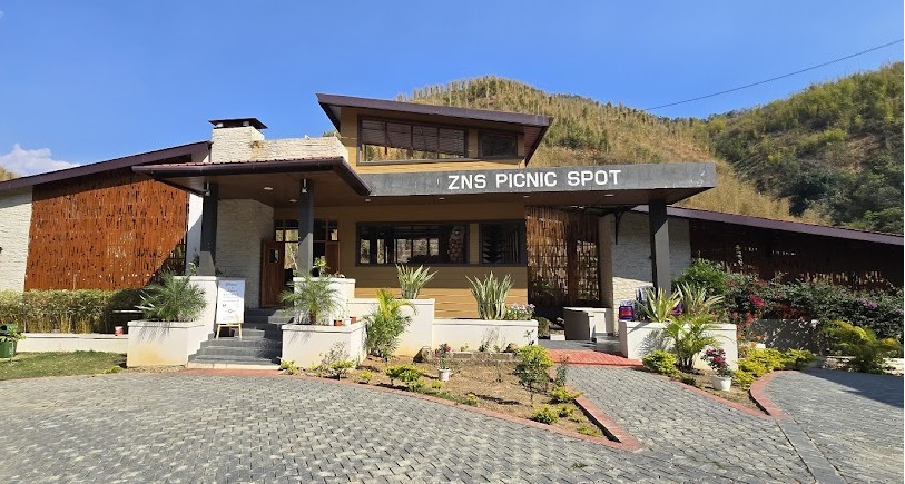 ZNS Picnic Spot, photo 3 of 9