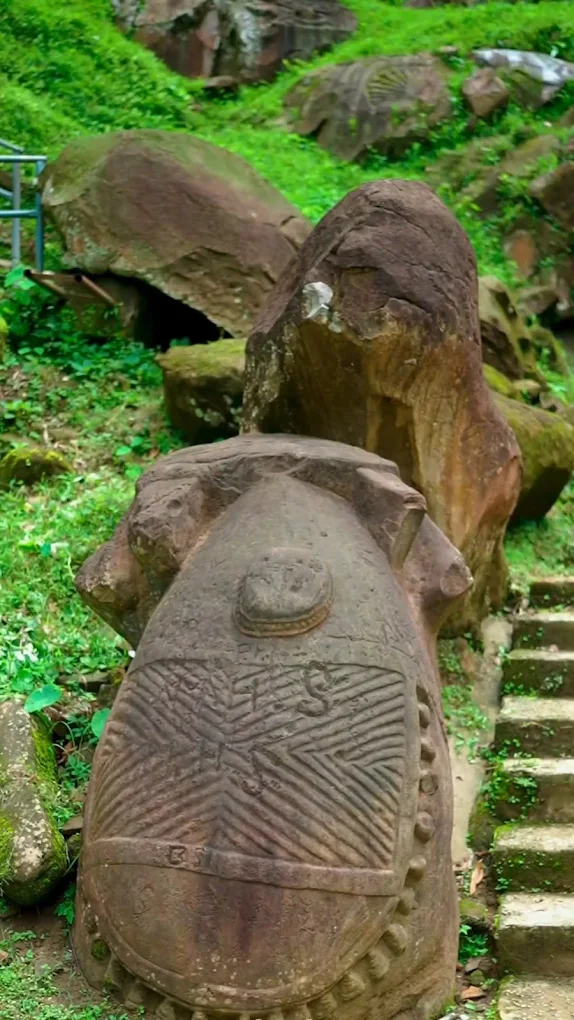 Unakoti Rock Carvings, photo 1 of 12