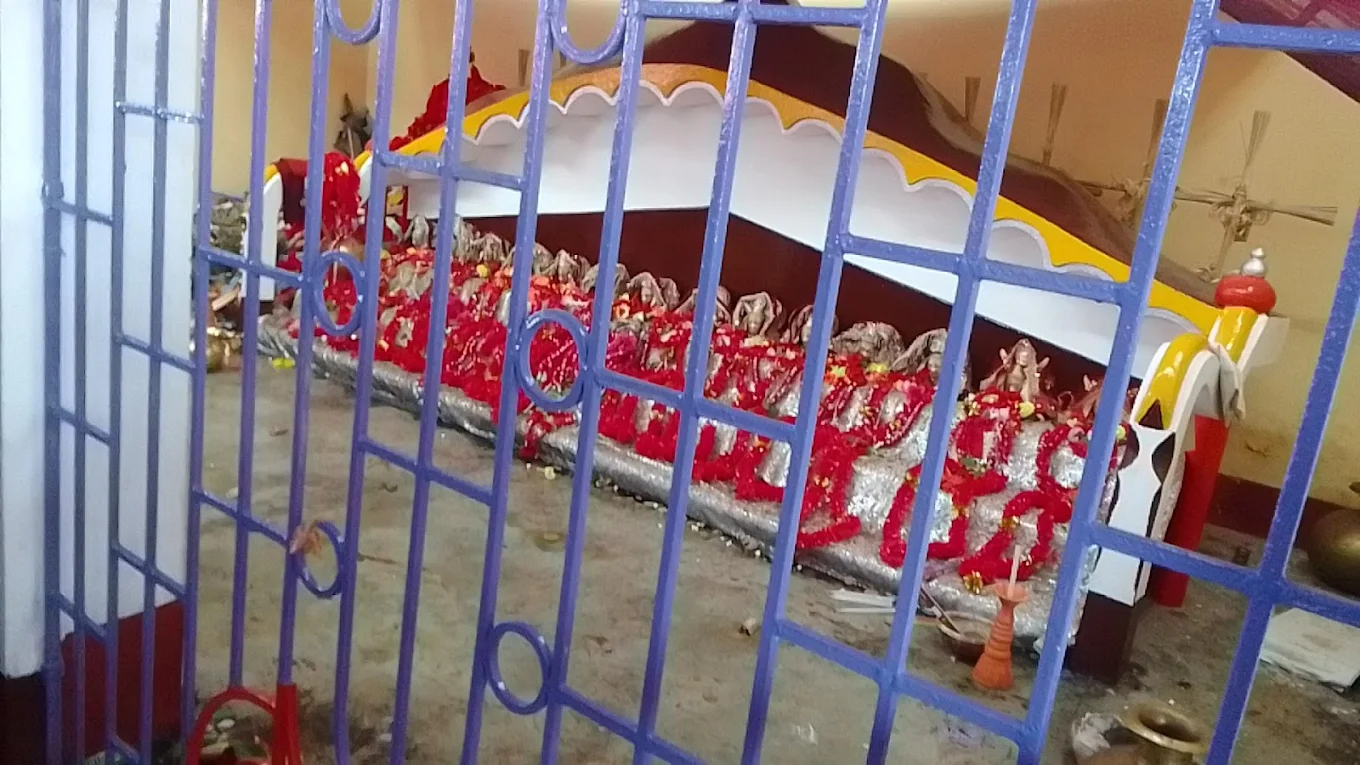 Chaturdas Devata Temple, photo 4 of 5