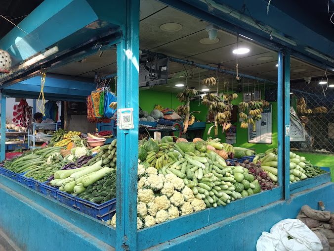 Aberdeen Bazar, photo 4 of 6