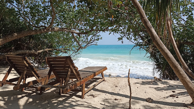 Kala Pathar Beach, photo 4 of 9