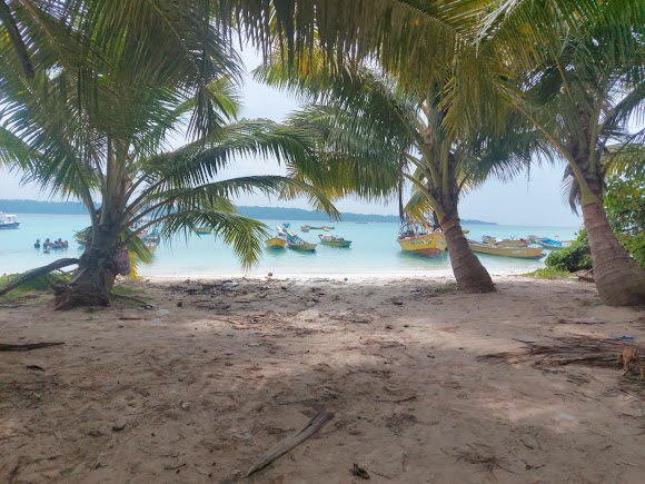 Govind Nagar Beach, photo 3 of 8