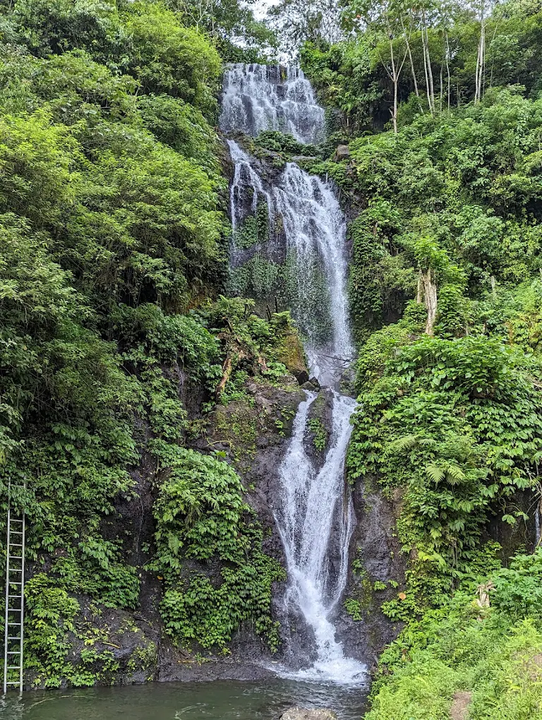 Banyumala Waterfall, photo 2 of 8