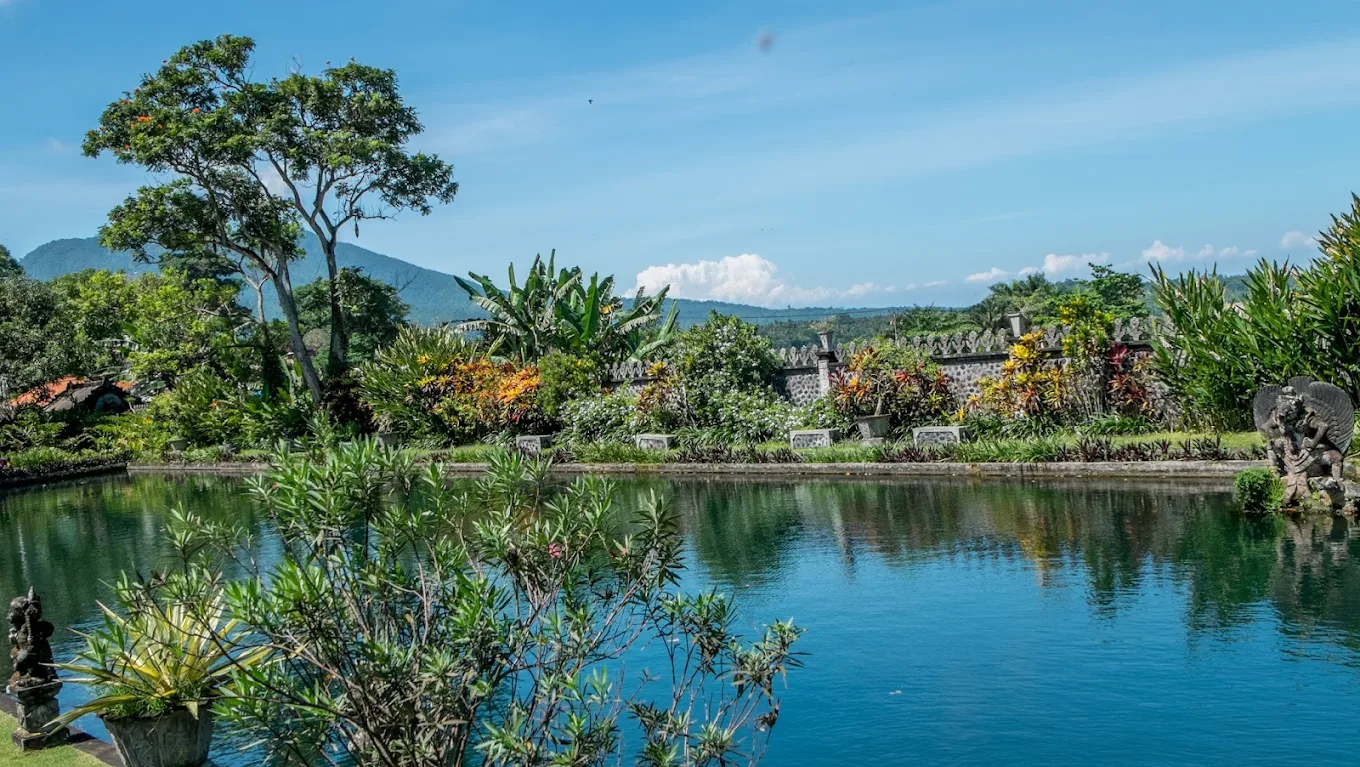Taman Ujung, photo 2 of 11