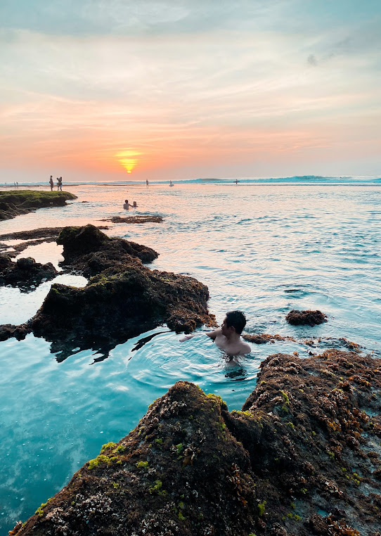 Suluban Beach, photo 4 of 8